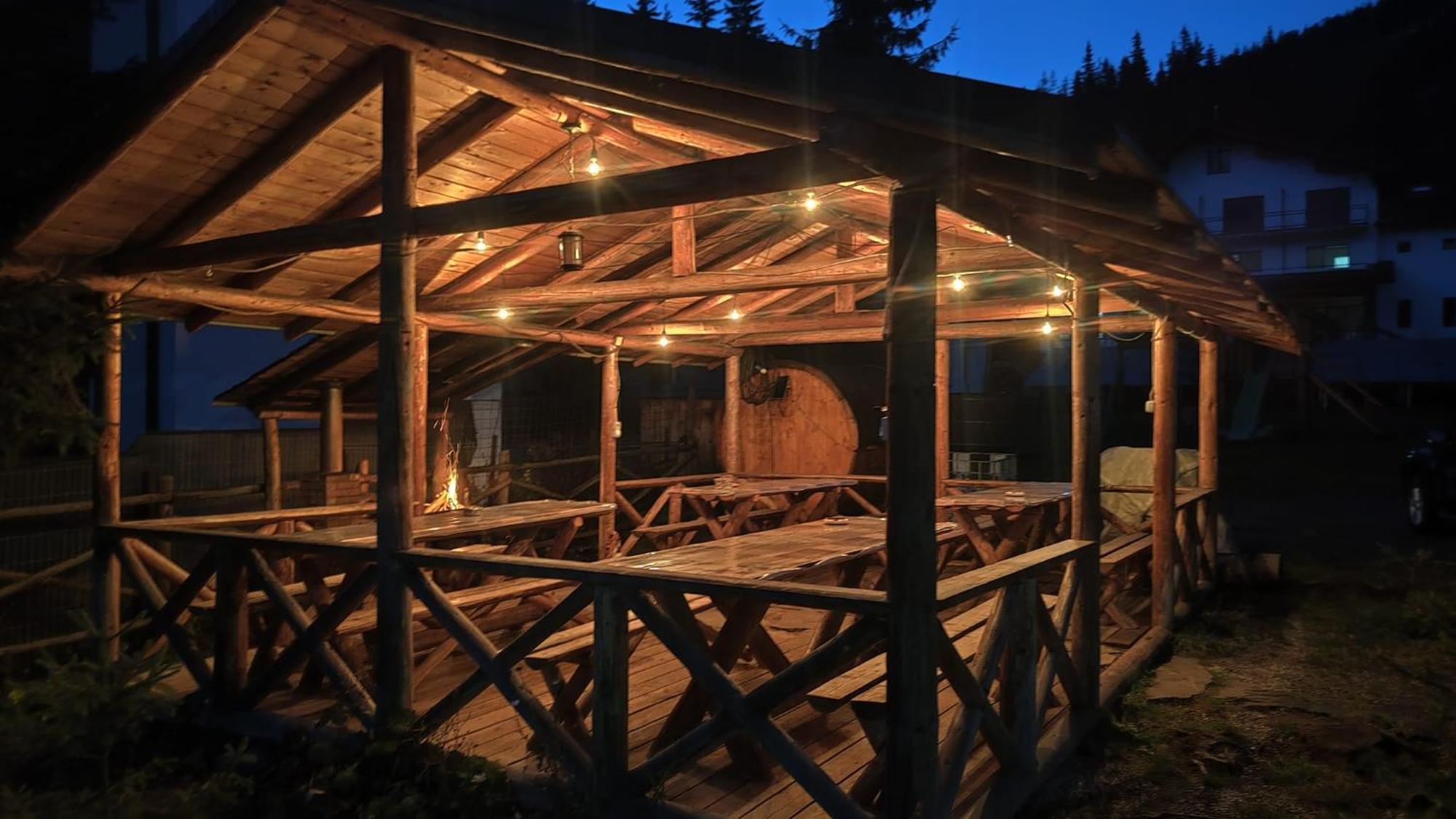 Complex Transalpina Lac Voineasa Exterior foto
